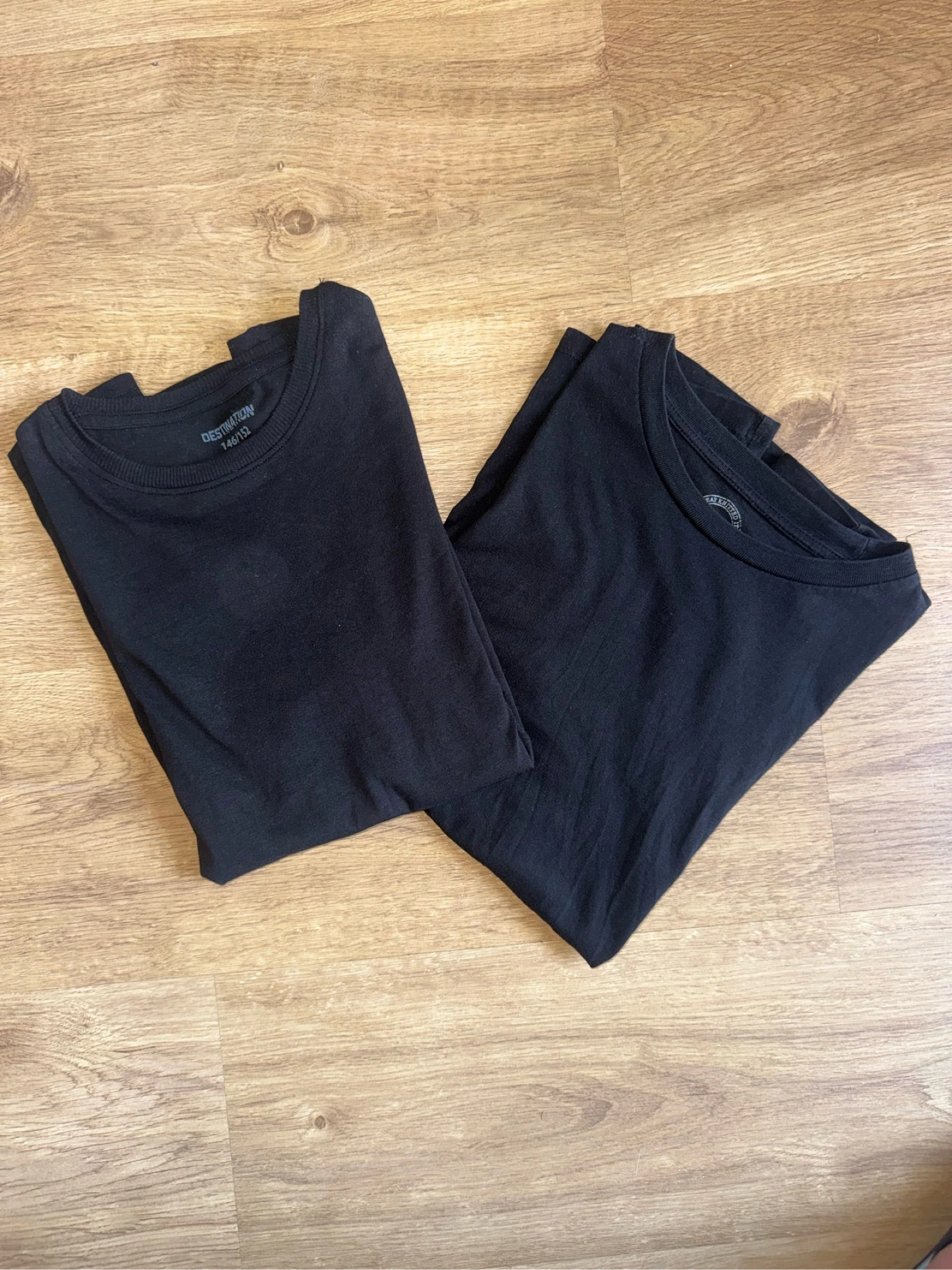 Pack 2 camisetas básicas negras para niño 